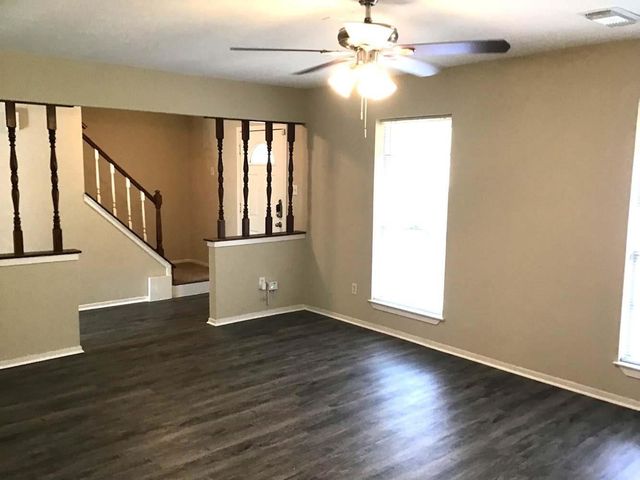 2022 Oak Shores Drive, Houston, TX 77339