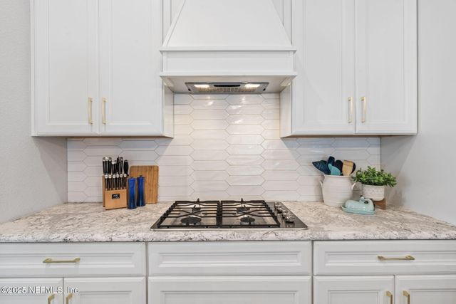10423 INNOVATION Way, Jacksonville, FL 32256