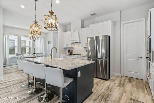 10423 INNOVATION Way, Jacksonville, FL 32256
