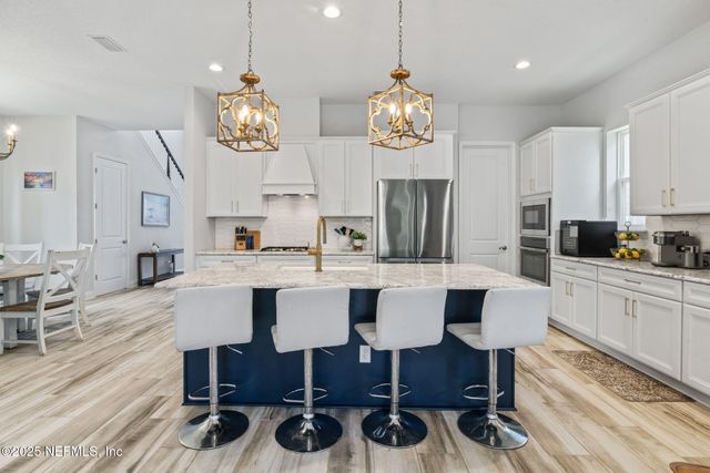 10423 INNOVATION Way, Jacksonville, FL 32256