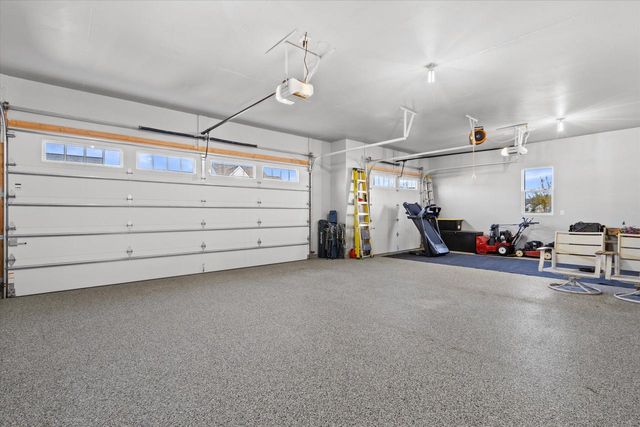 190 Mullberry LANE, Grafton, WI 53024