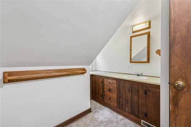 4838 Sardis Rd, Murrysville, PA 15668