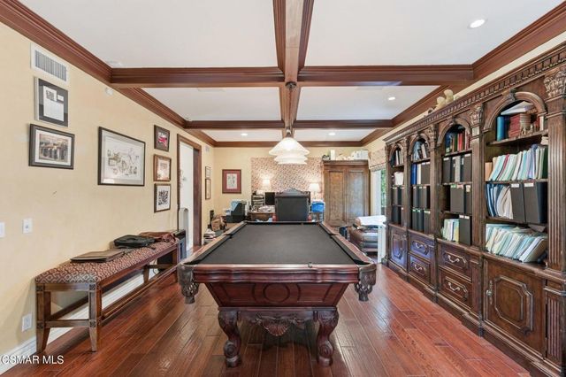 30075 Triunfo Drive, Agoura Hills, CA 91301