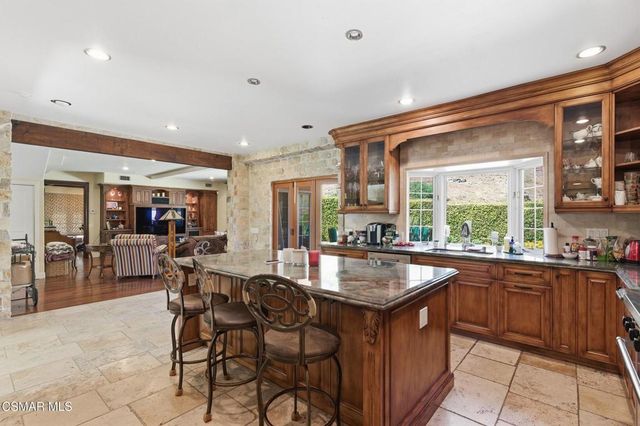 30075 Triunfo Drive, Agoura Hills, CA 91301
