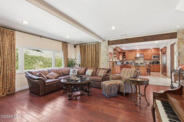 30075 Triunfo Drive, Agoura Hills, CA 91301