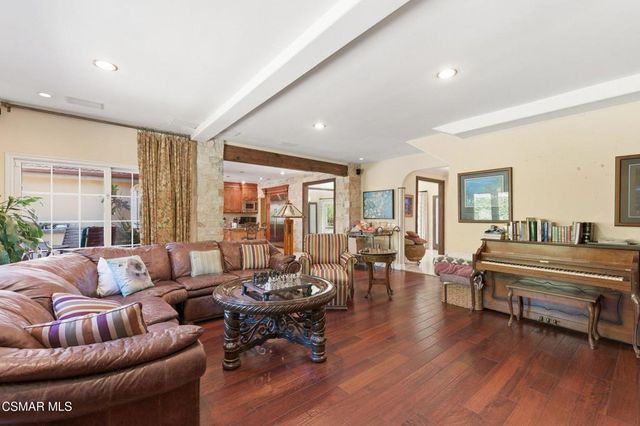 30075 Triunfo Drive, Agoura Hills, CA 91301