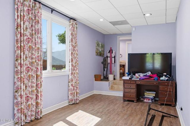 30075 Triunfo Drive, Agoura Hills, CA 91301