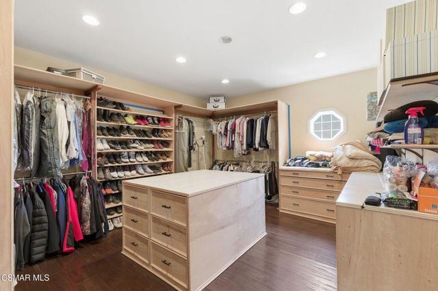 30075 Triunfo Drive, Agoura Hills, CA 91301