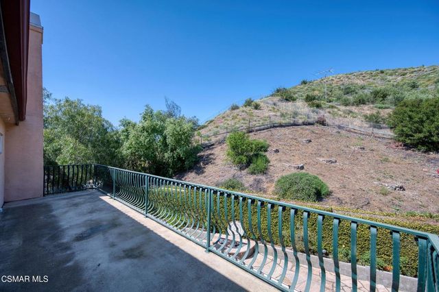 30075 Triunfo Drive, Agoura Hills, CA 91301