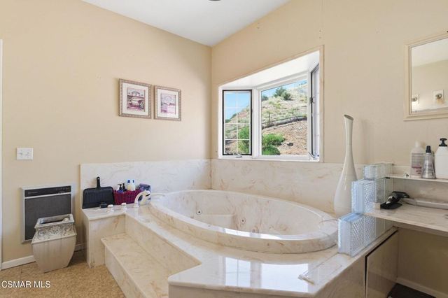 30075 Triunfo Drive, Agoura Hills, CA 91301