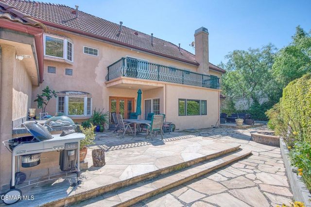 30075 Triunfo Drive, Agoura Hills, CA 91301