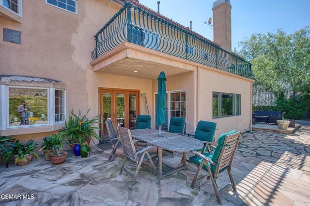 30075 Triunfo Drive, Agoura Hills, CA 91301