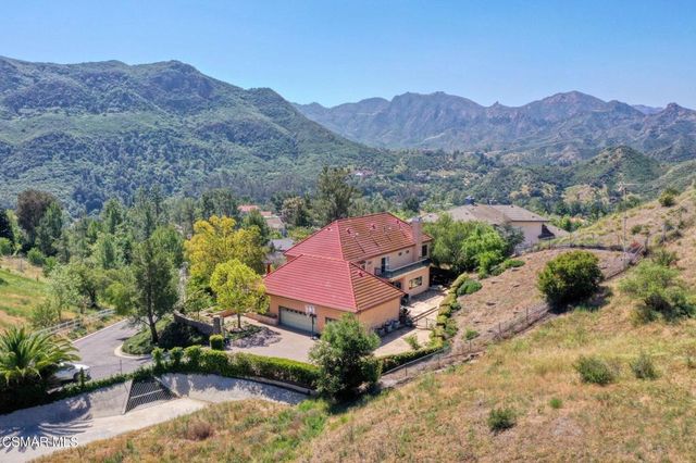 30075 Triunfo Drive, Agoura Hills, CA 91301