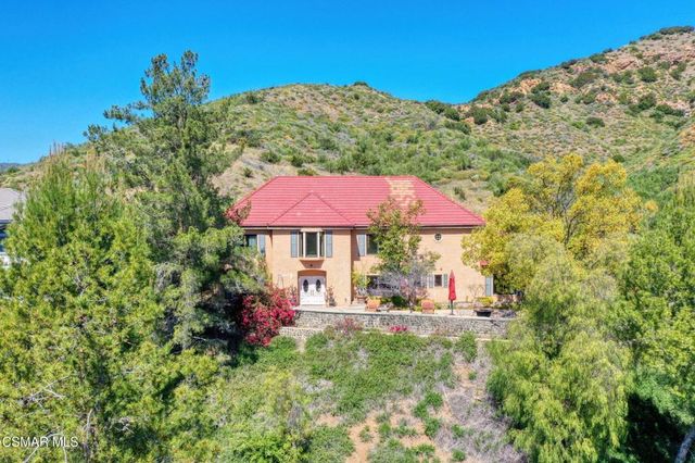 30075 Triunfo Drive, Agoura Hills, CA 91301