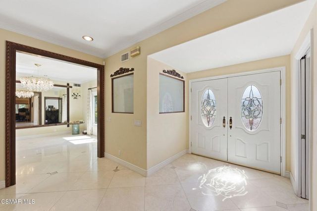 30075 Triunfo Drive, Agoura Hills, CA 91301