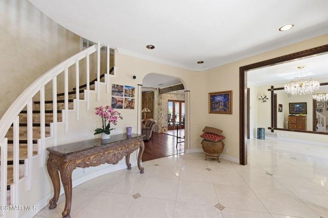 30075 Triunfo Drive, Agoura Hills, CA 91301