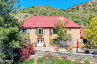 30075 Triunfo Drive, Agoura Hills, CA 91301