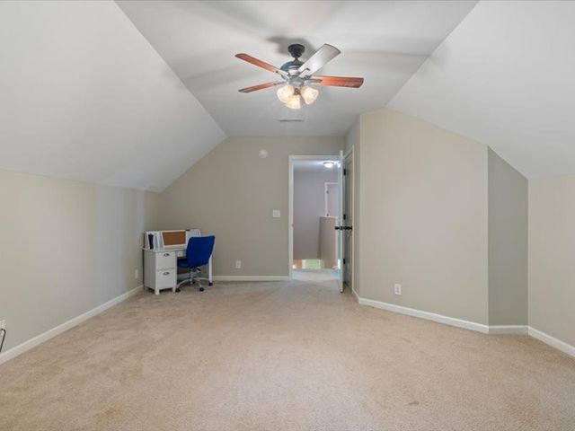 3904 Rowland Rd, Murfreesboro, TN 37128