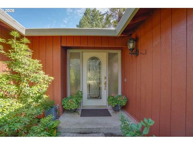 2716 Ne 157TH St, Vancouver, WA 98686