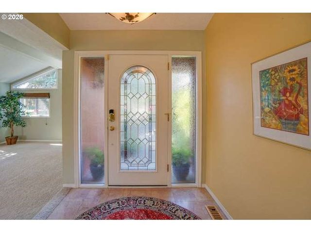 2716 Ne 157TH St, Vancouver, WA 98686