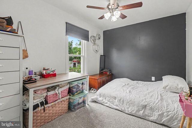 37 HIGH ST, Boiling Springs, PA 17007