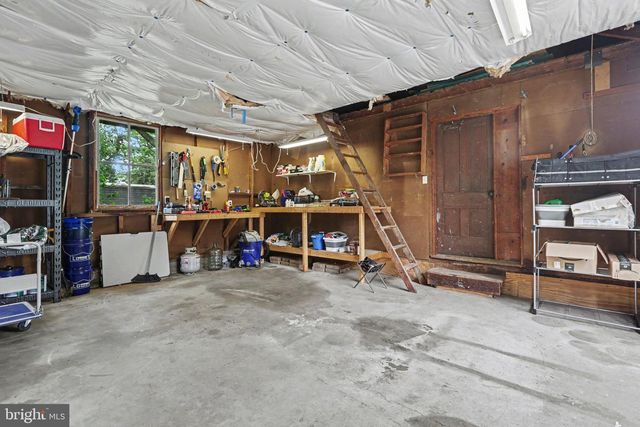 37 HIGH ST, Boiling Springs, PA 17007