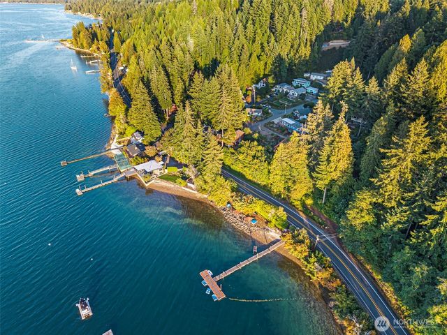 61 E Twanoh Tides Drive, Belfair, WA 98528