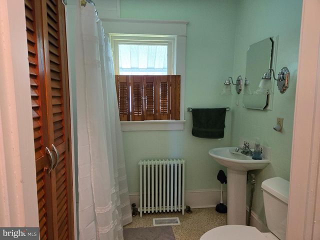 599 E MARKET ST, Georgetown, DE 19947