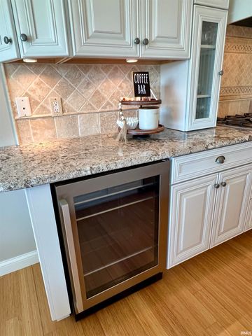 1620 Colonial Drive, Rochester, IN 46975