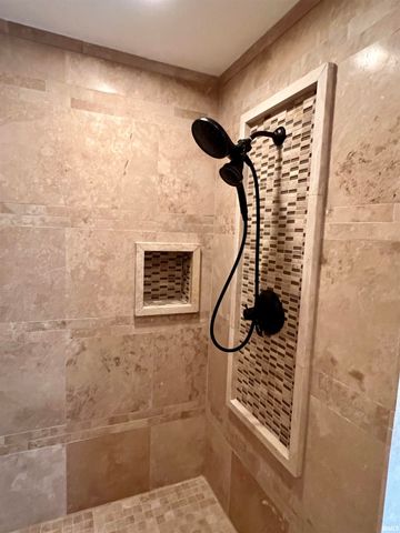 1620 Colonial Drive, Rochester, IN 46975