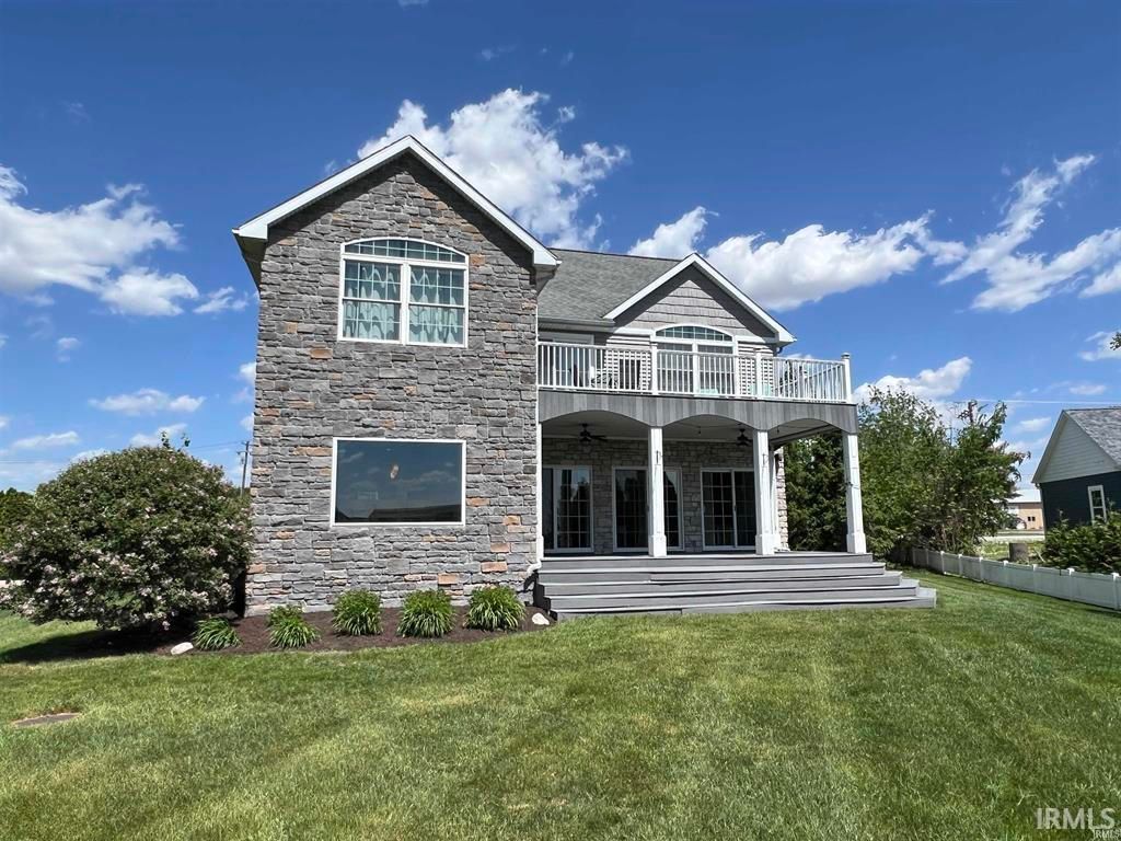 1620 Colonial Drive, Rochester, IN 46975