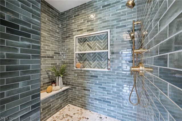 3542 Joyce Avenue NW, Massillon, OH 44646