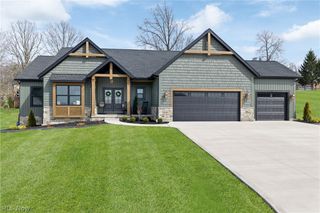3542 Joyce Avenue NW, Massillon, OH 44646