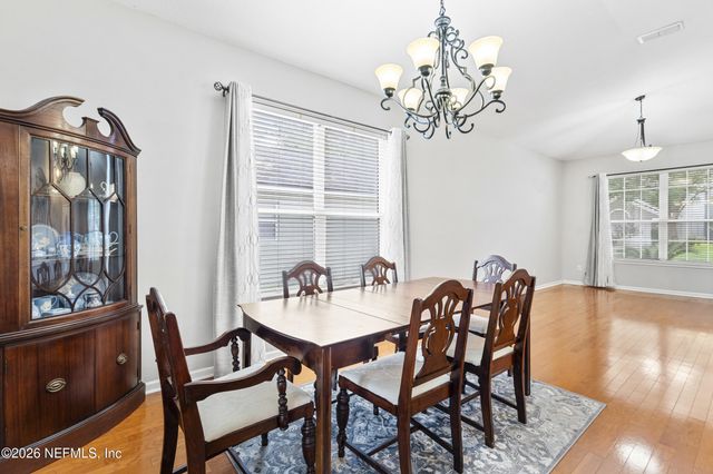 8812 BRIGHTON HILL Circle E, Jacksonville, FL 32256