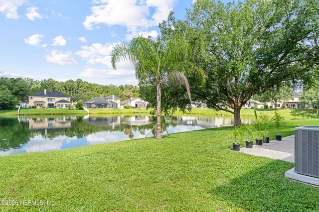 8812 BRIGHTON HILL Circle E, Jacksonville, FL 32256