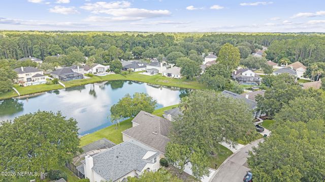 8812 BRIGHTON HILL Circle E, Jacksonville, FL 32256
