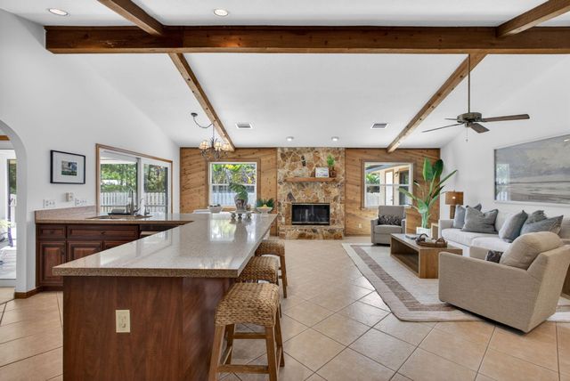 17268 118th Trail N, Jupiter, FL 33478