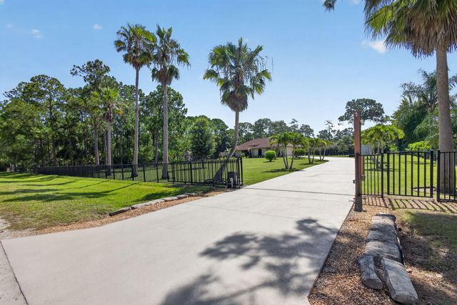 17268 118th Trail N, Jupiter, FL 33478