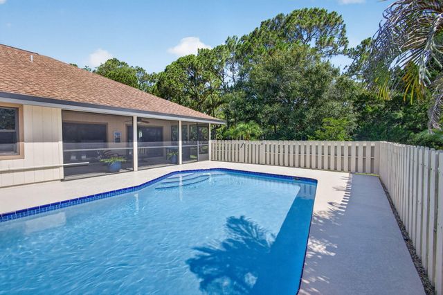 17268 118th Trail N, Jupiter, FL 33478