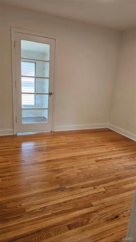 6613 Kahns, Northwoods, MO 63121