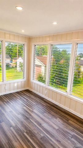 6613 Kahns, Northwoods, MO 63121