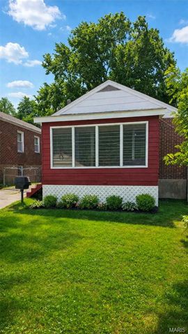 6613 Kahns, Northwoods, MO 63121