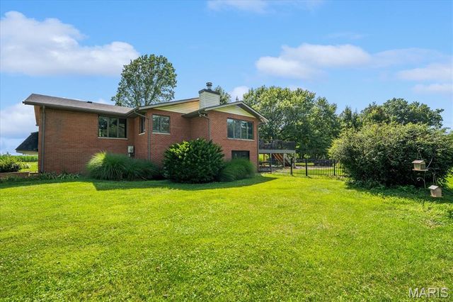 13 Timber Oak Drive, O'fallon, IL 62269
