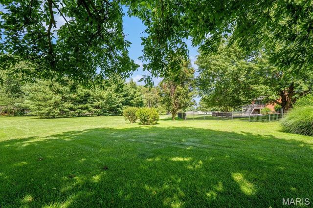 13 Timber Oak Drive, O'fallon, IL 62269