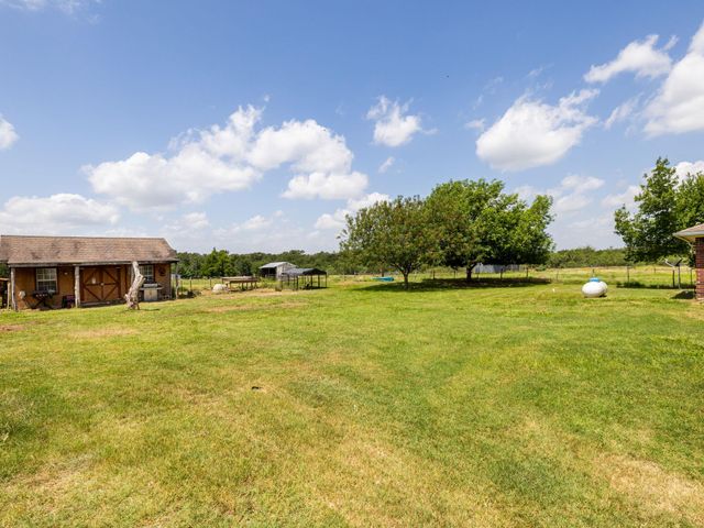 13050 FM 112, Thrall, TX 76578
