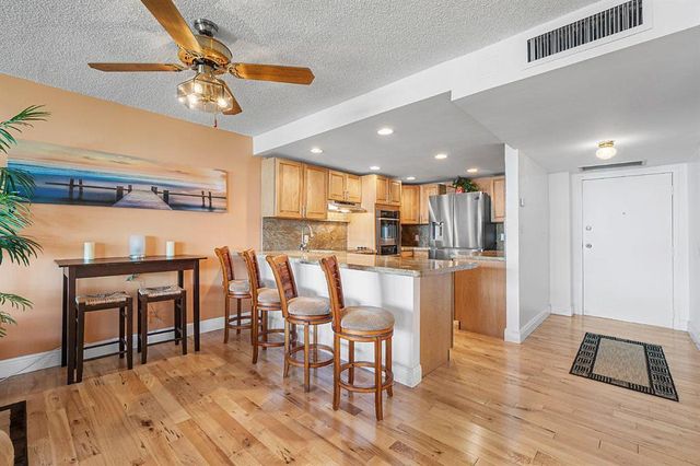 800 SE 20th Avenue 407, Deerfield Beach, FL 33441