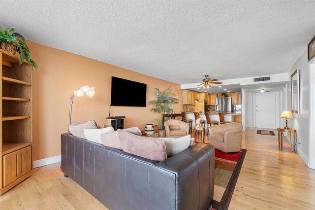 800 SE 20th Avenue 407, Deerfield Beach, FL 33441