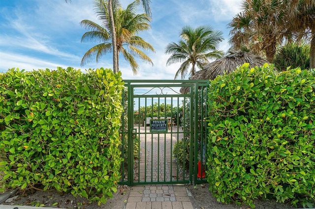 800 SE 20th Avenue 407, Deerfield Beach, FL 33441