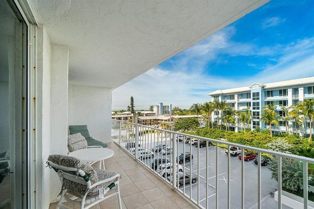 800 SE 20th Avenue 407, Deerfield Beach, FL 33441