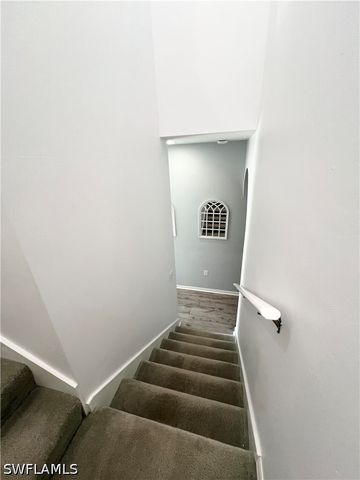 3264 Amanda LN 4, Naples, FL 34109